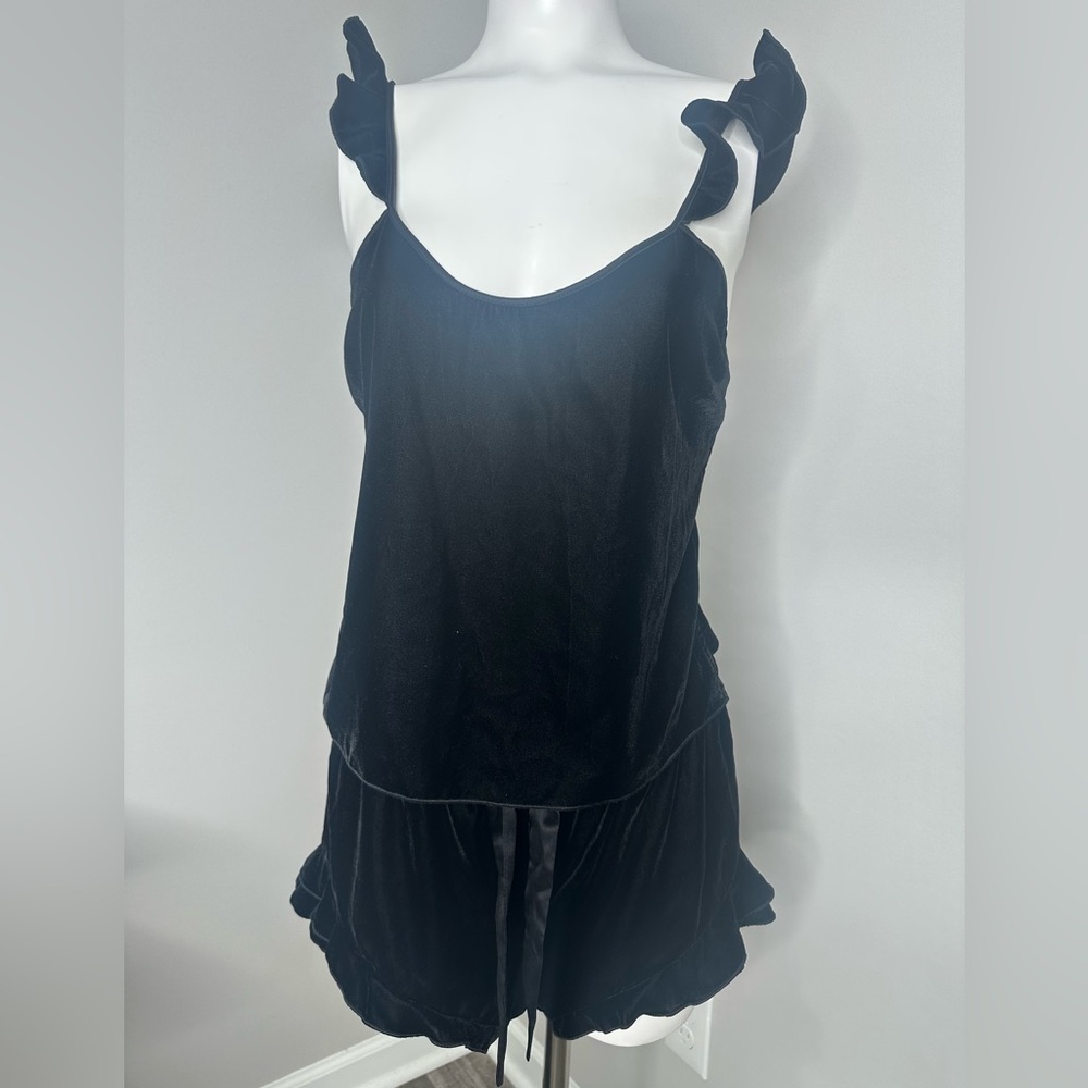 Victoria's Secret Black Ruffle top short set- PRELOVED-SMALL